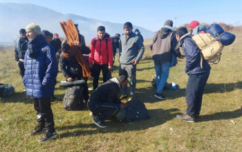 Confine Bosnia-Croazia. Aerei Ue a caccia di profughi e ruspe per scacciare le famiglie