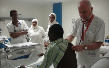 Franco Masini, medico e volontario di Ciac ora nell'Africa senza vaccini: “È un suicidio sanitario”