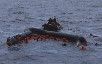 Migranti, altri due naufragi al largo della Libia. Morte 94 persone. Oim: 