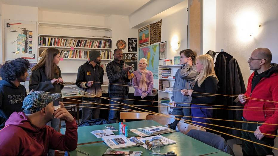 Una comunità che accoglie. Nuovi percorsi per la tutela di rifugiati e titolari di protezione e rischio esclusione nel Comune di Parma